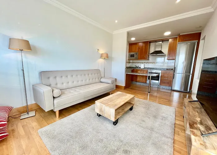 アパート Coruna House