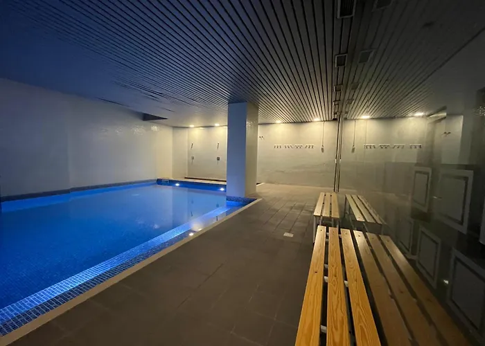 アパート Coruna House